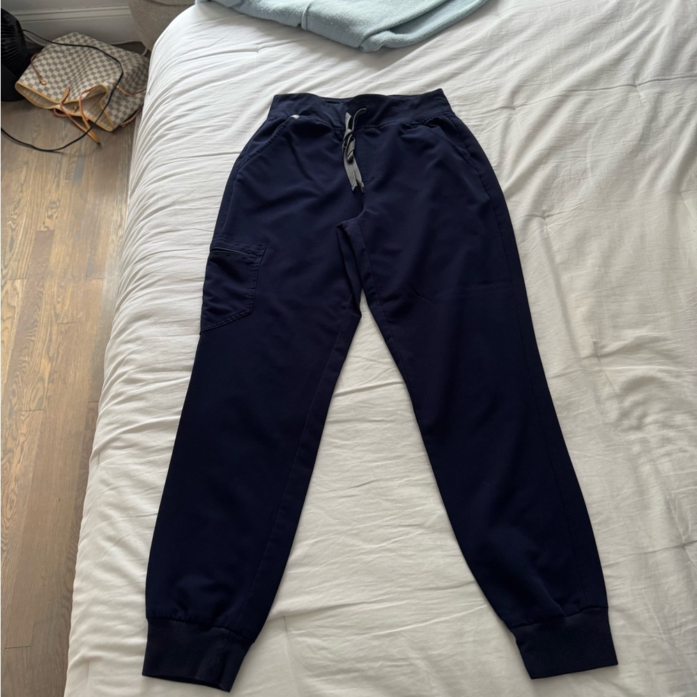 Navy Figs Jogger
